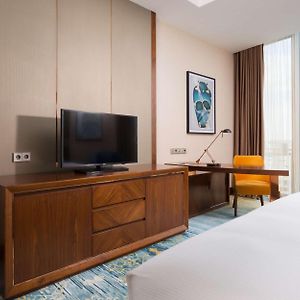 Superior One-Bedroom King Suite